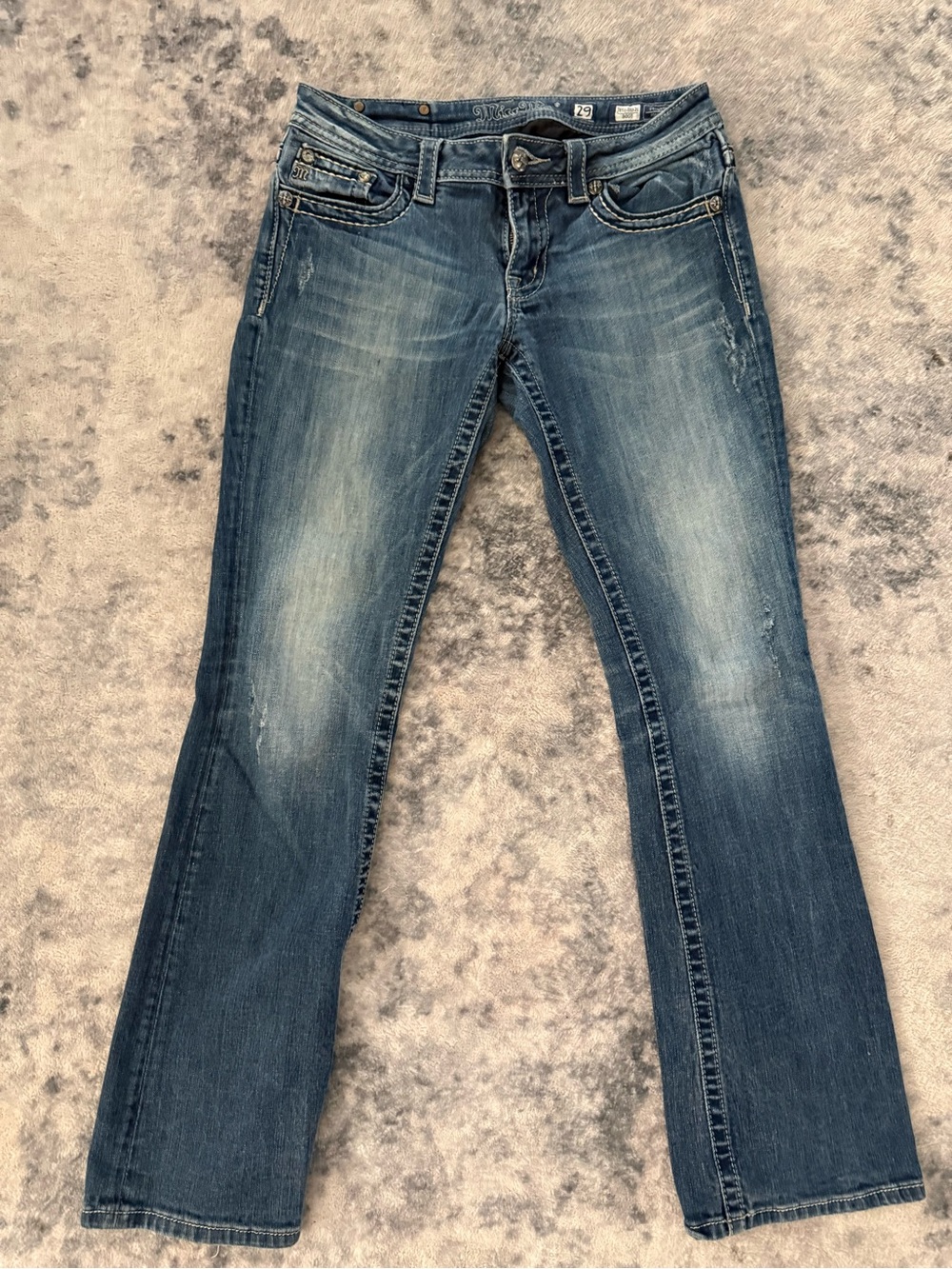 Miss Me Bootcut Jeans in Washed Blue